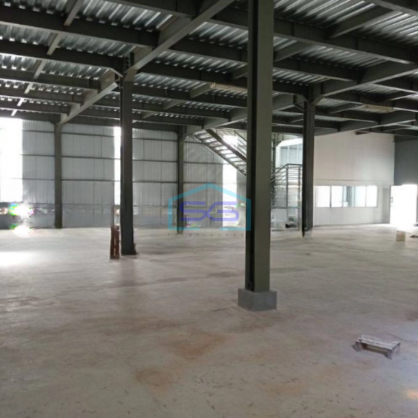 Disewakan Gudang 2 Lantai Luas Tanah  1025 m² di Pondok Ungu Bekasi-1
