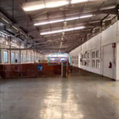 Disewakan Gudang Murah Siap Pakai Luas Bangunan  2000 m² di Narogong Bekasi