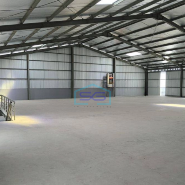 Disewakan Gudang Luas Bangunan  890 m² di Bekasi Ada Loading Dock-3
