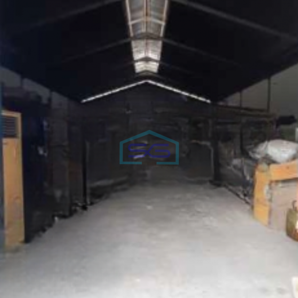 Dijual Gudang Ada Kantor Luas Bangunan 700 m² di Narogong Bekasi-2