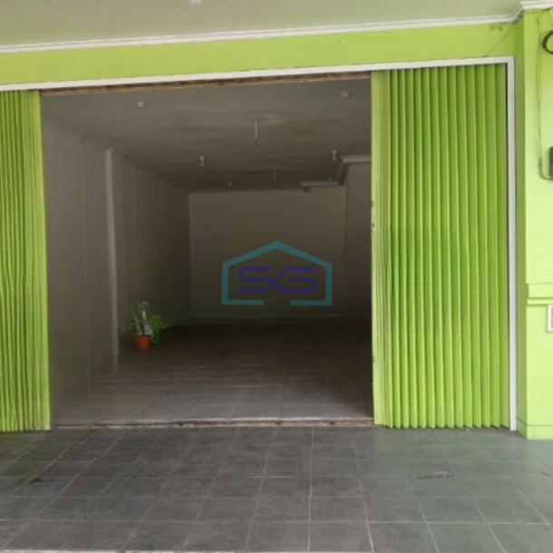 Disewakan Ruko Luas Bangunan  195 m² Lokasi Strategis di Harapan Indah Bekasi-3