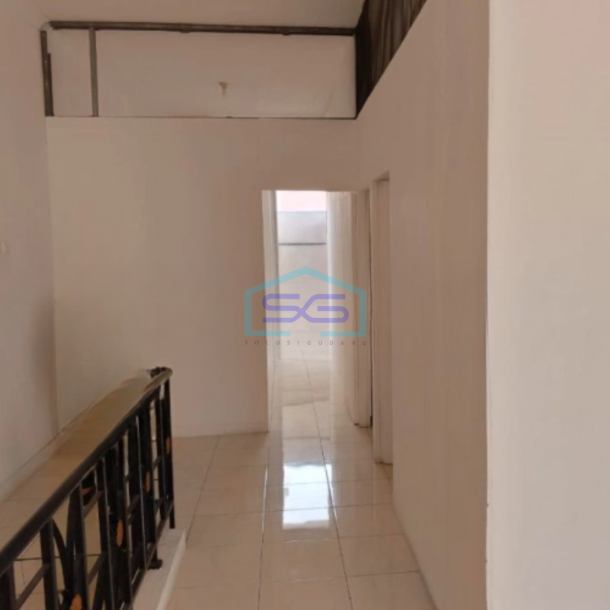 Disewakan Ruko Luas Bangunan  195 m² Lokasi Strategis di Harapan Indah Bekasi-1