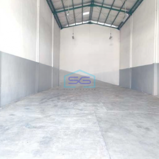 Disewakan Gudang Luas Tanah  324 m² di Cakung Jakarta Timur-3
