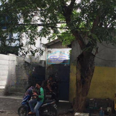 Dijual Gudang Luas Tanah 550 m² Lokasi Strategis di Pinggir Jalan Raya Bandengan Jakarta Utara-4