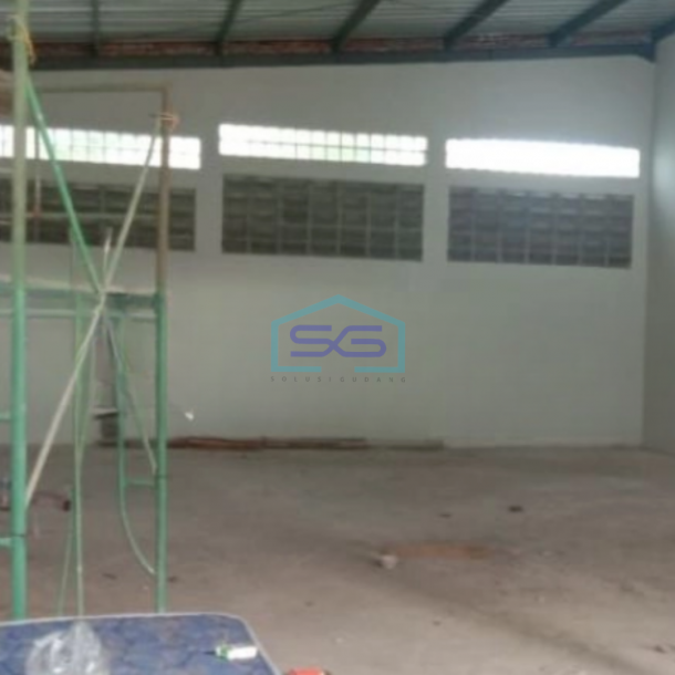 Disewakan Gudang Luas Bangunan  200 m² di Harapan Indah Bekasi-1