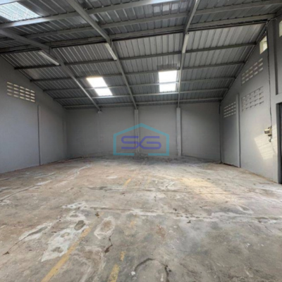 Disewakan Gudang Murah Siap Pakai Luas Bangunan  600 m² di Legok Tangerang