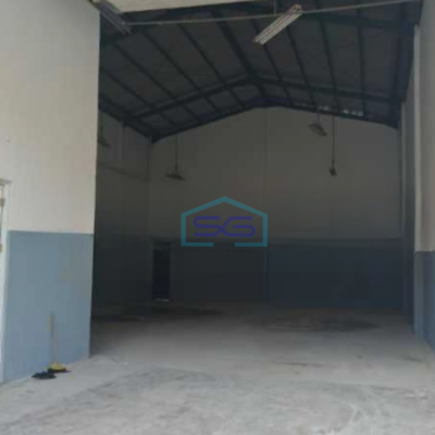 Dijual Gudang Luas Bangunan 360 m² Lokasi Bebas Banjir di Cakung Jakarta Timur