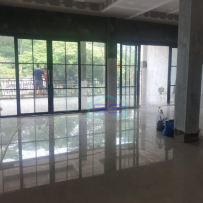 Disewakan Ruko 3 Lantai Luas Bangunan 460 m² Lokasi Depok Jawa Barat