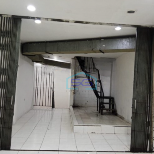 Disewakan Ruko Luas Bangunan 243 m² Loaksi Bebas Banjir di Tebet Jakarta Selatan-3