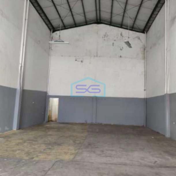 Disewakan Gudang Akses Container Luas Tanah 216 m² Lokasi Cakung Jakarta Timur-3