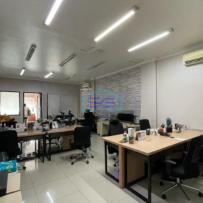 Dijual Ruko Lokasi Bebas Banjir Luas Bangunan 692 m² di Tangerang Selatan