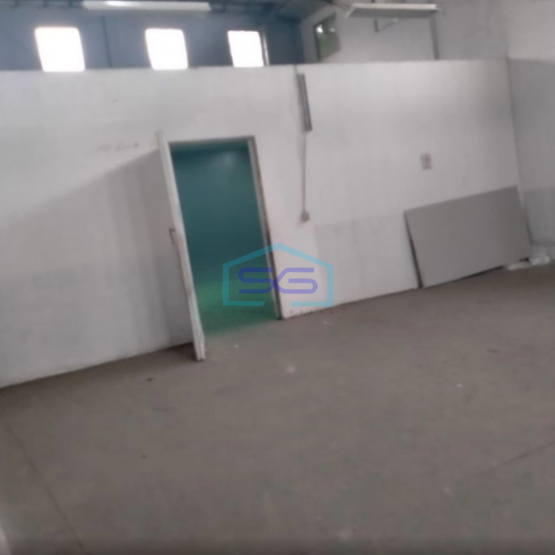 Disewakan Gudang Luas Bangunan 1500 m² Lokasi Bekasi Akses Container 40 Feet-4