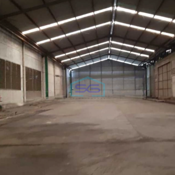 Disewakan Gudang Bisa Masuk Container 40 Feet Luas Bangunan 2451 m² di Bogor-3