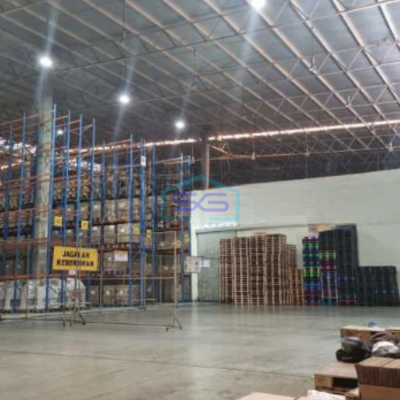 Disewakan Gudang Ada Loading Dock Luas Tanah 10000 m² Lokasi Cakung Jakarta Timur