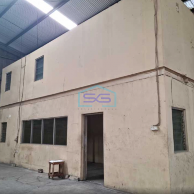 Disewakan Gudang Akses Container 40 Feet Luas Bangunan  672 m² di Jakarta Timur