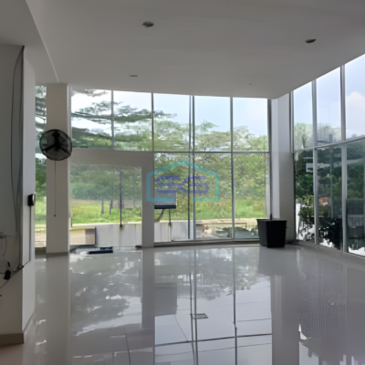 Disewakan Ruang Usaha Luas Tanah 1000 m²  Lokasi Harapan Indah Bekasi