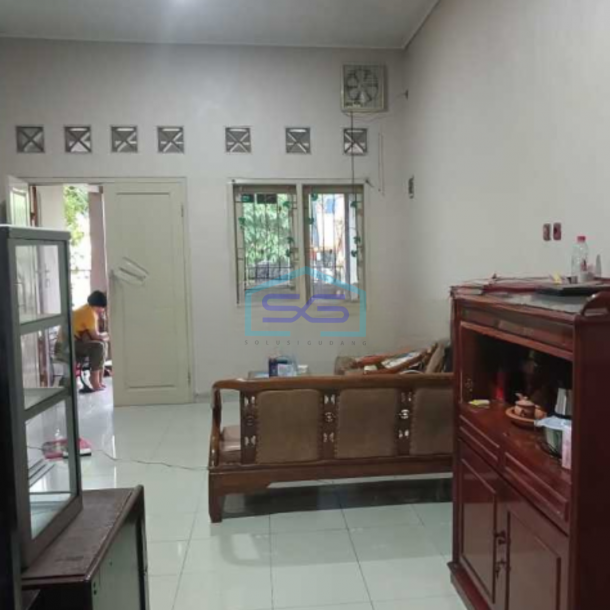 Dijual Ruko Lokasi Bebas Banjir di Cibodas Tangerang Luas Tanah 185 m²-1