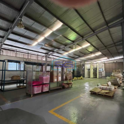 Dijual Pabrik Luas Bangunan  12000 m² Lokasi Strategis di Bekasi