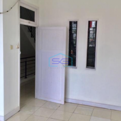 Dijual Ruko 2 Lantai Luas Bangunan  170 m²  Lokasi Bebas Banjir di Bekasi