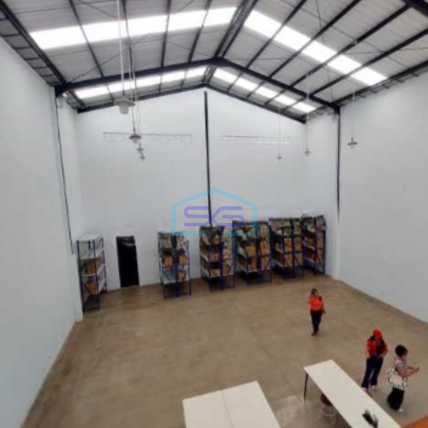 Dijual Gudang Akses Container 40 feet Luas Bangunan  450 m² di Teluk Naga Tangerang-4