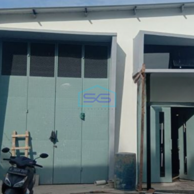 Dijual Gudang Akses Container 40 feet Luas Bangunan  450 m² di Teluk Naga Tangerang