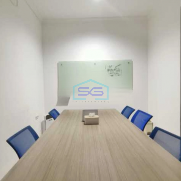 Dijual Gudang Ada Kantor Luas Bangunan  1000 m² di Bekasi-2