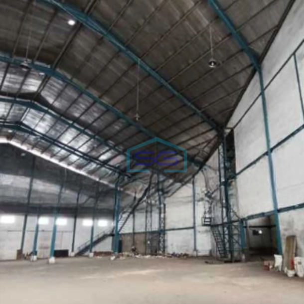 Dijual Gudang Akses Container 40 Feet Luas Tanah 4700 m² di Jakarta Timur-1