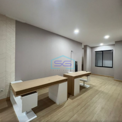 Dijual Ruko 3 Lantai Luas Tanah 156 m² di Kelapa Gading Jakarta Utara