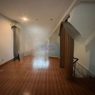 Dijual Ruko Luas Bangunan  185 m² Lokasi Bebas Banjir di Harapan Indah Bekasi