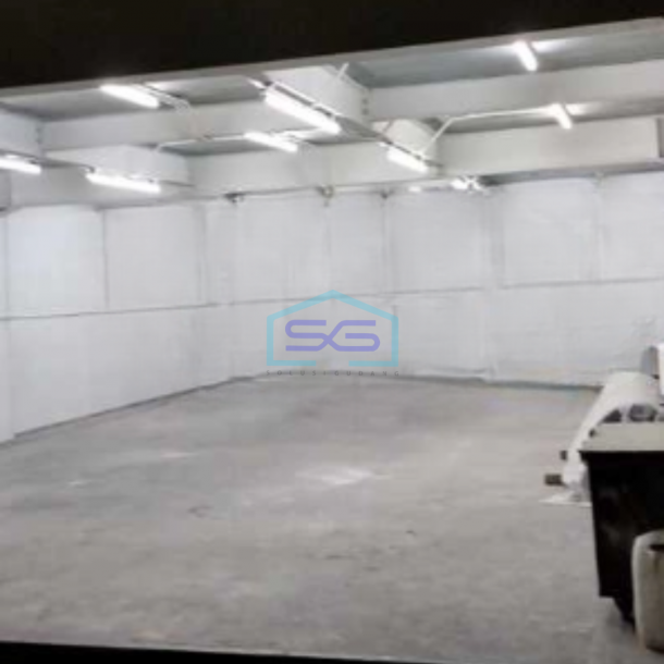 Dijual Gudang Luas Bangunan 1550 m² Lokasi Bebas Banjir di Kosambi Tangerang-3