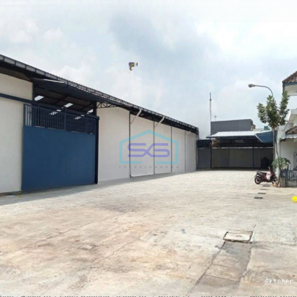 Disewakan Gudang Exclusive 3000m2 Lengkap Kantor Parkir luas Lokasi Jl Raya Narogong Bekasi-3