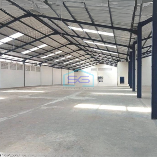 Disewakan Gudang Exclusive 3000m2 Lengkap Kantor Parkir luas Lokasi Jl Raya Narogong Bekasi-1