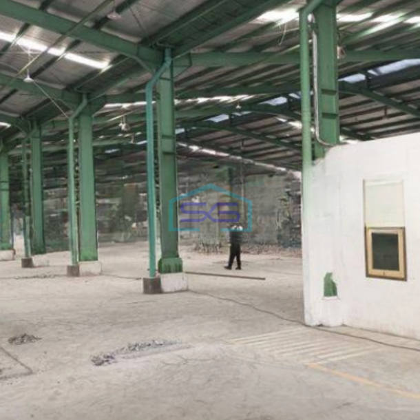 Disewakan Gudang Besar Strategis LB 7000m2 Loading dock Racking di CCIE Bogor-1