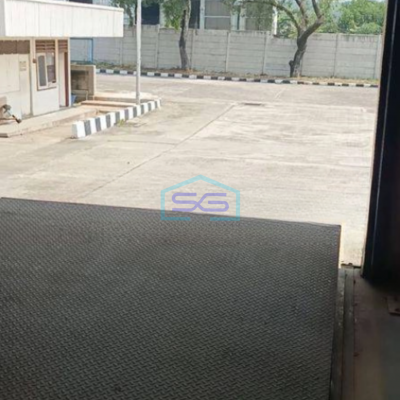 Disewakan Gudang Besar Strategis LB 7000m2 Loading dock Racking di CCIE Bogor