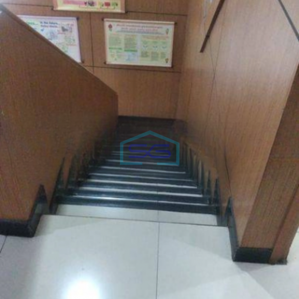 Dijual Cepat Gedung Perkantoran di Cinere Raya Depok-3