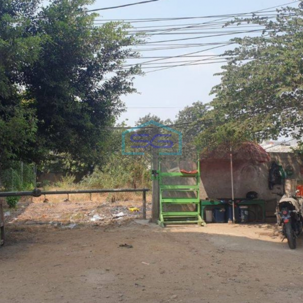 Disewakan Tanah di Area Strategis Cocok Untuk Gudang di Pintu Keluar Cakung Barat Jakarta Timur-1