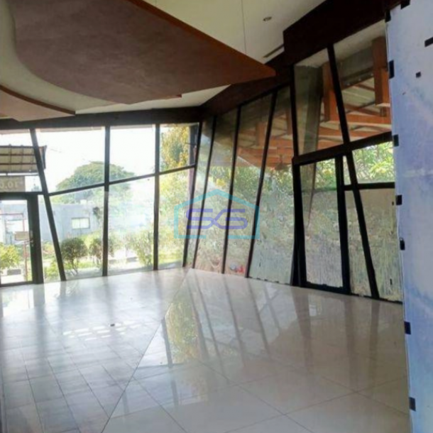 Disewakan Tempat Usaha Murah Pinggir Jalan Raya komplek Mall Ujung Menteng Jakarta Timur-2
