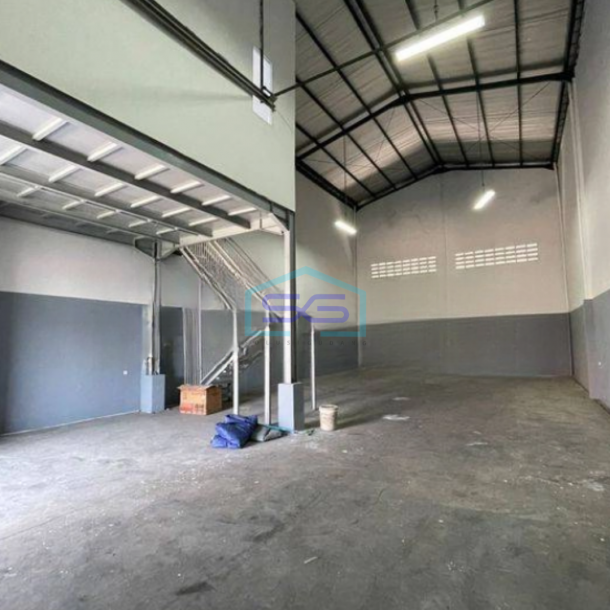 Disewakan Gudang baru di Bispark Cakung termurah Jakarta Timur-1
