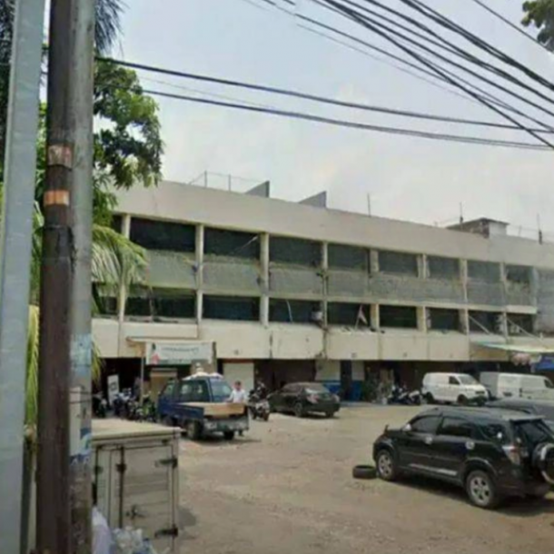 Disewakan Gudang Murah LB 700m2 Parkir Luas di Jalan Raya Ngurah Raya Jakarta Timur-3