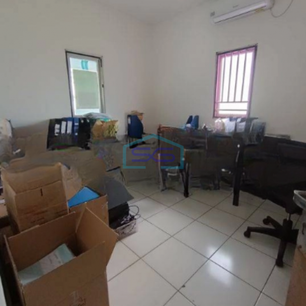 Disewakan Gudang Ada Loading Dock Luas Tanah 5860 m² di Cisalak Depok-1