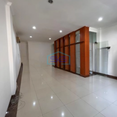 Dijual Murah Ruko 3 Lantai Luas Bangunan 180 m² di Pantai Indah Kapuk Jakarta Utara-3