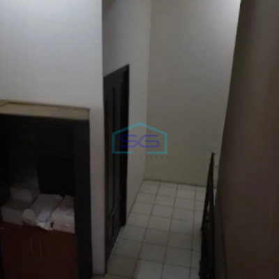 Dijual Ruko Luas Bangunan 240 m² Lokasi Strategis di Tamansari Jakarta Barat