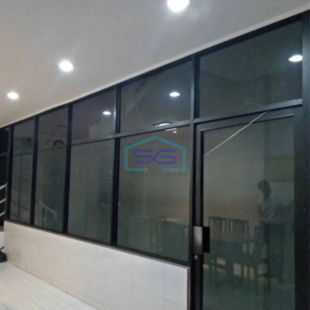 Dijual Ruko Murah Siap Pakai Luas Bangunan 250 m² di Pangeran Jayakarta Jakarta Pusat-3