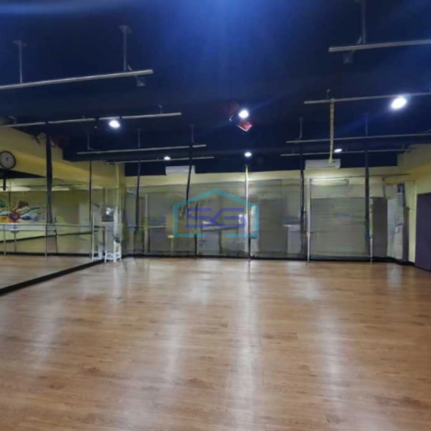 Dijual Ruko Luas Bangunan  800 m² Lokasi Strategis di Kelapa Gading Jakarta Utara-1