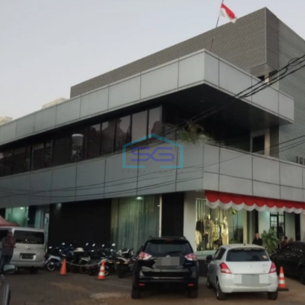 Dijual Ruko 3 Lantai Luas Bangunan 720 m² di Kelapa Gading Jakarta Utara-1