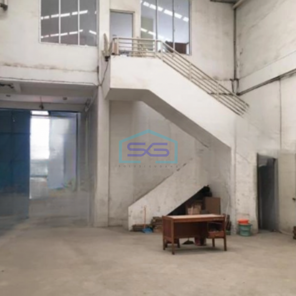 Dijual Gudang 2 Lantai Luas Bangunan  254 m² di Kapuk Kamal Jakarta Utara-2