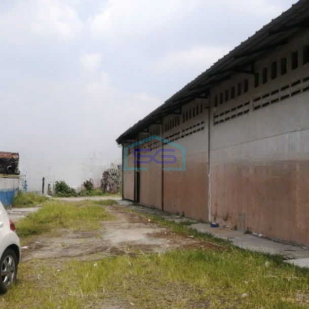 Dijual Gudang Luas Bangunan 644 m² di Citeureup Bogor-1