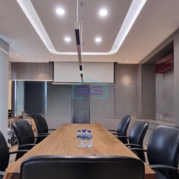 Dijual Ruko 3 Lantai Luas Bangunan  285 m² di Green Ville Jakarta Barat-2