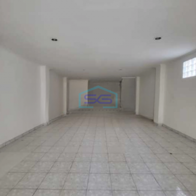 Disewakan Ruko 3 Lantai Luas Bangunan 500 m² di Pangeran Jayakarta Jakarta Pusat