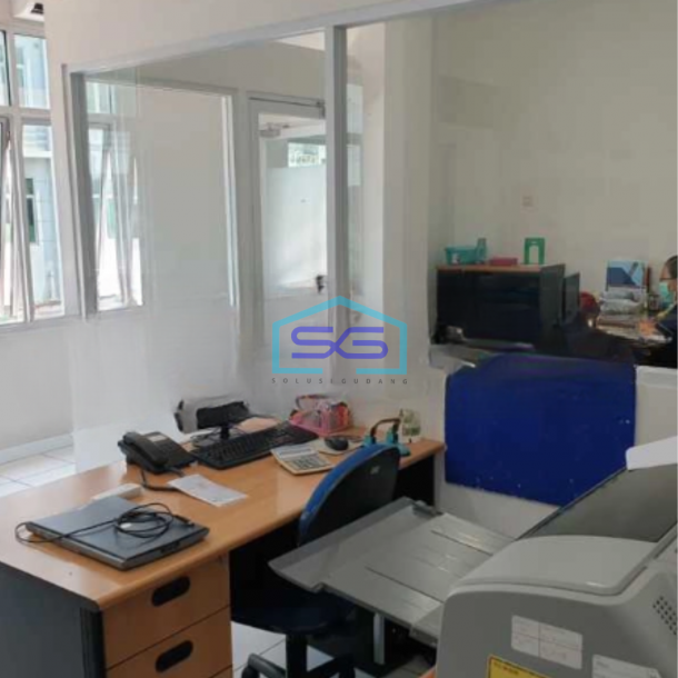 Disewakan Ruko Luas Bangunan  300 m² di Pantai Indah Kapuk Jakarta Utara-3